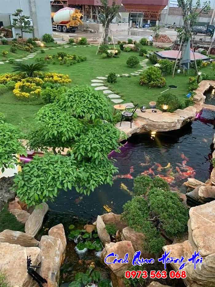 Sân vườn hồ cá koi biệt thự anh Quốc - Tây Ninh