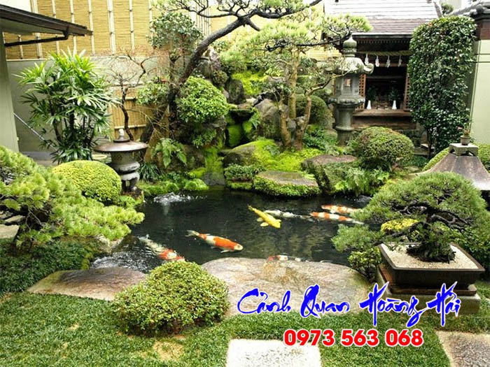 Hồ cá koi mini sân vườn Nhật Bản đẹp